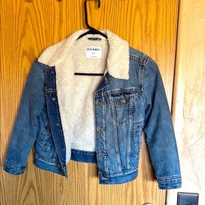Boys Sherpa lined denim coat size small (6/7)